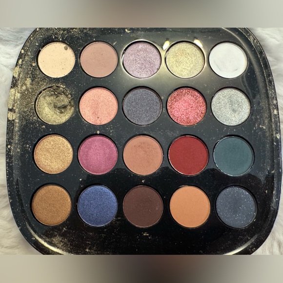 Marc Jacobs eyeshadow palette and Dose of Colors single eyeshadow bundle - Picture 1 of 6